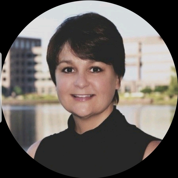 Meet your Posher, Lulu - Picture 2 of 2